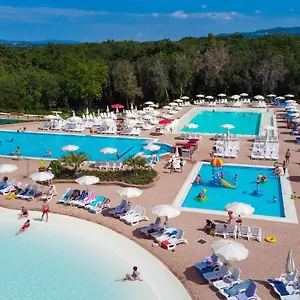 Üdülőpark Hu Village